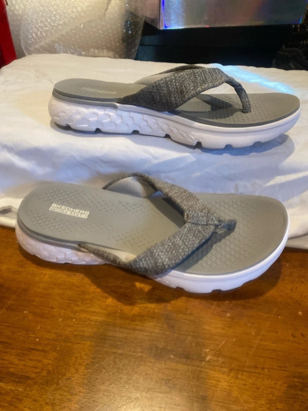 Skechers Women's Gray Cushioned Foam Flip-Flop Sandals